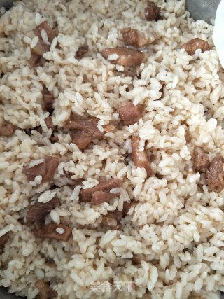 简单的肉干饭，省事又美味的做法步骤：8