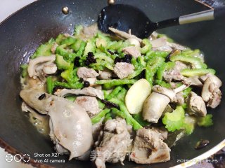 苦瓜焖鸭肉的做法步骤：8