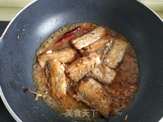 红烧带鱼的做法步骤：11