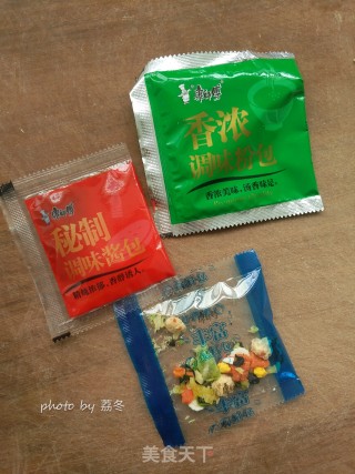 家常炒方便面的做法步骤：3