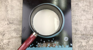 在家轻松自制，火爆网络的梦龙脆皮雪糕的做法步骤：2