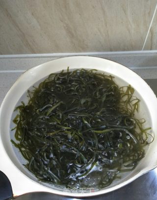 彩椒拌海带的做法步骤：5