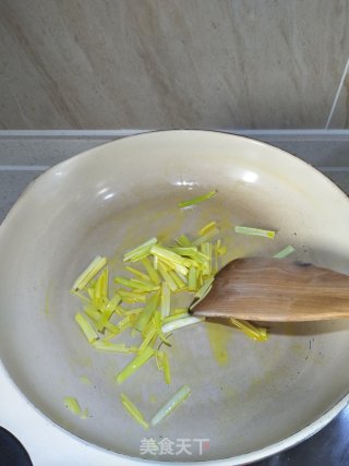 彩椒拌海带的做法步骤：8