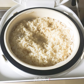 胡萝卜香菇糯米烧麦的做法步骤：2