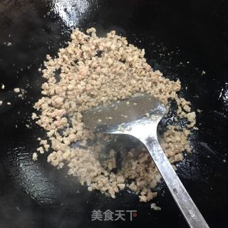 胡萝卜香菇糯米烧麦的做法步骤：5