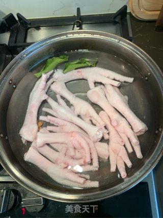 酒糟鸡爪的做法步骤：2