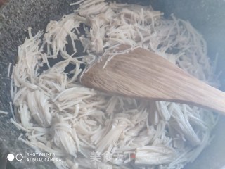 快手菜  炒金针菇的做法步骤：5