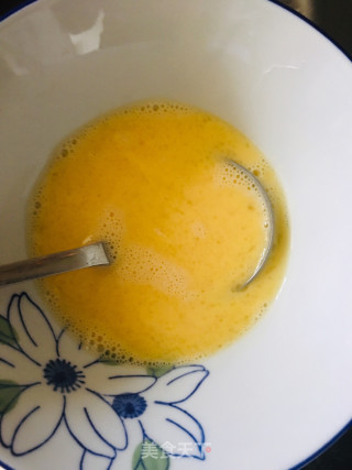 蛋饺的做法步骤：2