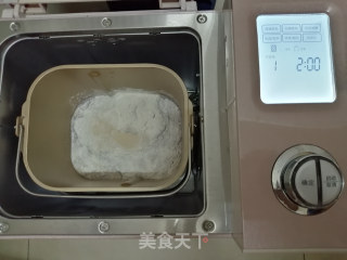 面包机版黑米手撕面包的做法步骤：1