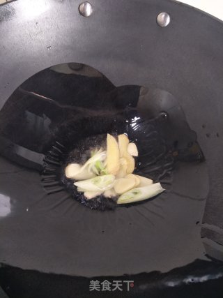 剁椒西葫芦鱿鱼卷的做法步骤：6