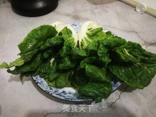 蒜香奶白菜的做法步骤：1