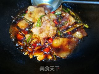 简单小炒肉的做法步骤：6