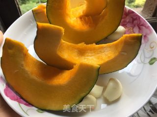 红烧南瓜的做法步骤：2