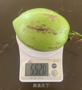 辣椒炒人生果的做法步骤：2