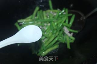 豇豆炒肉丝的做法步骤：4