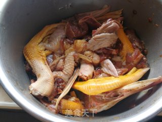 茶树菇焖鸭肉的做法步骤：5