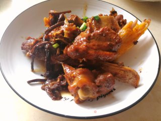 茶树菇焖鸭肉的做法步骤：14