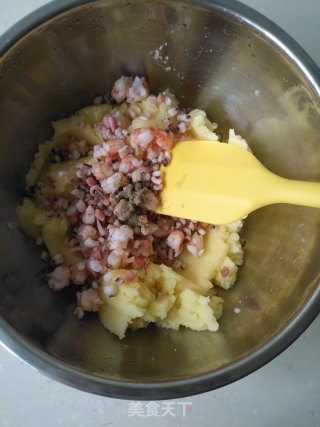 海鲜土豆饼的做法步骤：5