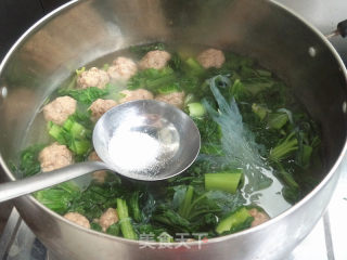 小白菜粉丝肉丸汤的做法步骤：7