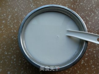 鸡蛋肠粉的做法步骤：1