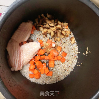 香菇藜麦鸡翅粥的做法步骤：4