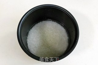 腊肠时蔬焖饭的做法步骤：3