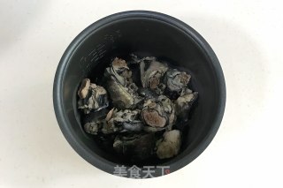 菌菇山药乌鸡汤的做法步骤：5