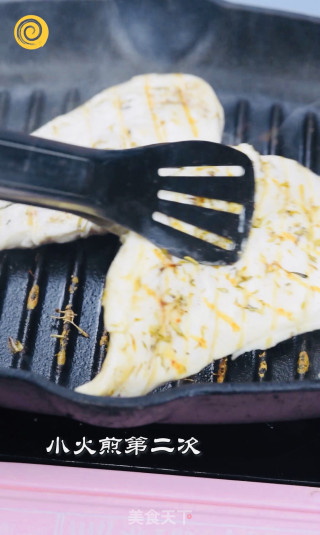 减肥餐～香煎鸡扒的做法步骤：7