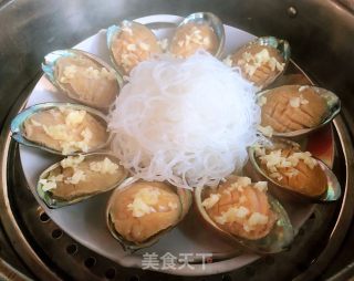 #红色吉祥菜#蒜蓉粉丝蒸鲍鱼的做法步骤：6