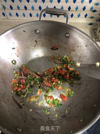 熊掌豆腐烧腊肉的做法步骤：6