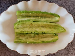 ????快手餐????苦瓜炒鸡蛋的做法步骤：2