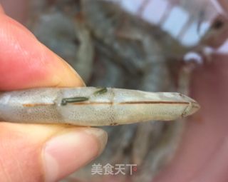 “快手餐”麻辣椒炒虾的做法步骤：2
