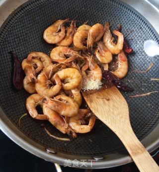 “快手餐”麻辣椒炒虾的做法步骤：15