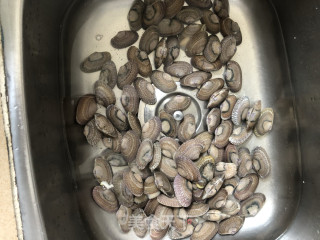 香辣花甲的做法步骤：1