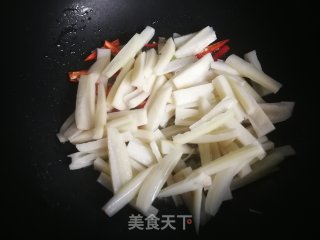 酸辣藕条的做法步骤：6