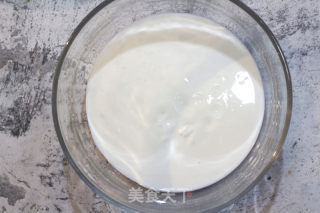 青提酸奶慕斯蛋糕的做法步骤：6