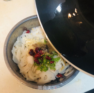 凉拌麻辣藕片的做法步骤：6