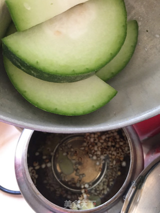 七夕来杯枸杞冬瓜薏米水的做法步骤：4