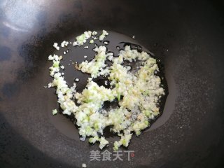 蒜蓉粉丝蒸生蚝的做法步骤：5