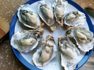 蒜蓉粉丝蒸生蚝的做法步骤：9