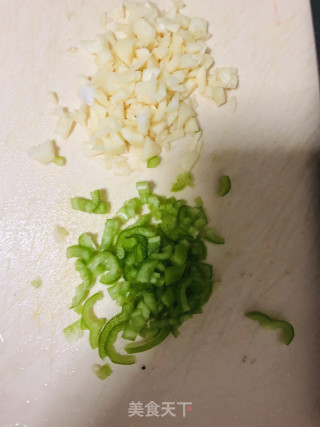 凉拌麻酱豇豆的做法步骤：2