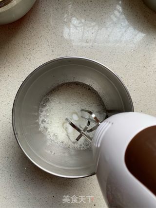 戚风蛋糕的做法步骤：6