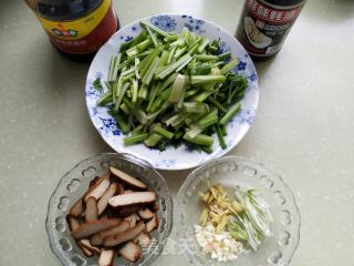 香芹炒豆干的做法步骤：4