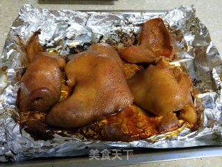 烤猪头肉的做法步骤：11