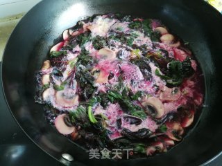 红苋菜蘑菇鸡蛋汤的做法步骤：8