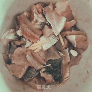 酸菜鱼的做法步骤：1