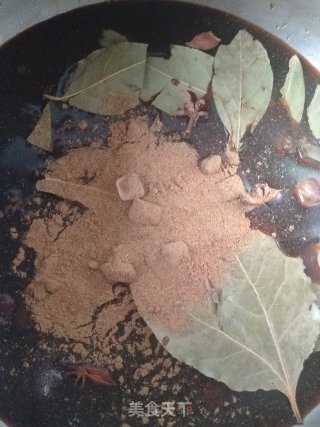 酱猪蹄儿的做法步骤：5