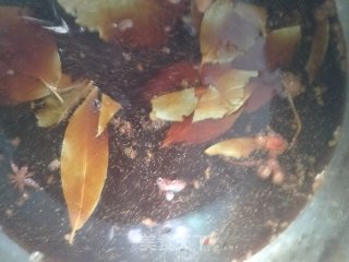 酱猪蹄儿的做法步骤：6