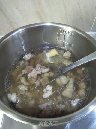 清炖牛肉萝卜的做法步骤：10