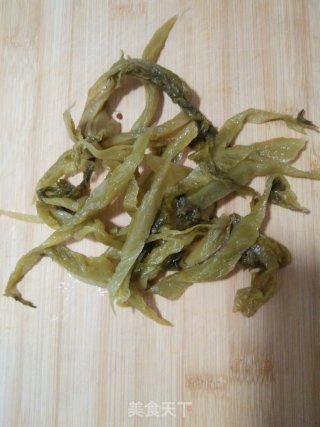 酸菜胡豆瓣汤的做法步骤：2